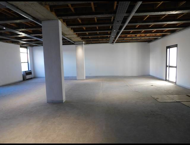 157M² OFFICE TO LET IN CRAIGHALL